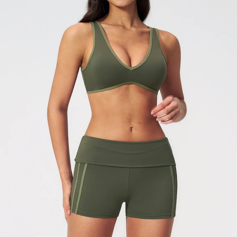 Sports Set 2pcs Yoga Suit Quick-dry Gym Running Set Workout Bra Capri Pants Sports Outfits Ventilate Sportswear Women Tracksuit
