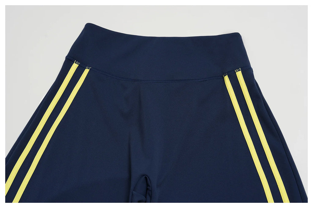 Sports Set 2pcs Yoga Suit Quick-dry Gym Running Set Workout Bra Capri Pants Sports Outfits Ventilate Sportswear Women Tracksuit