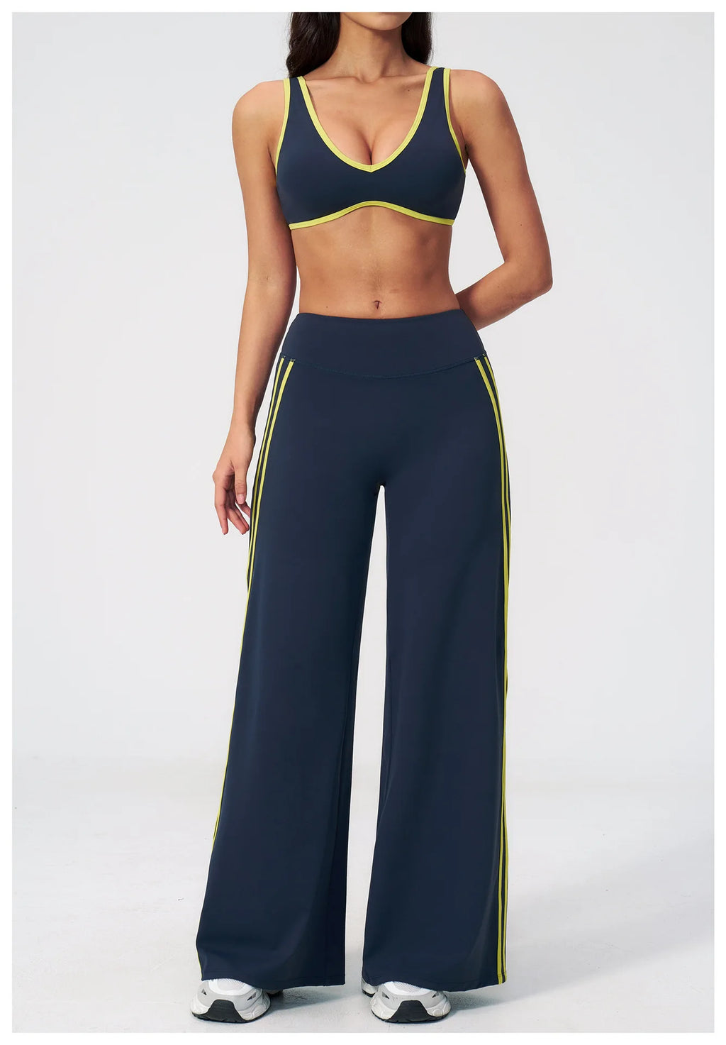 Sports Set 2pcs Yoga Suit Quick-dry Gym Running Set Workout Bra Capri Pants Sports Outfits Ventilate Sportswear Women Tracksuit