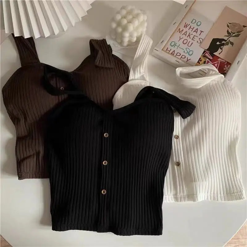 Élan Ribbed Button Top